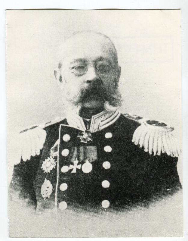 Must-valge portree Heinrich Rosenthalist.
